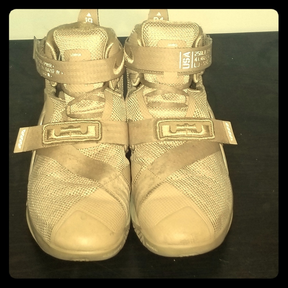 Lebron Soilder 9